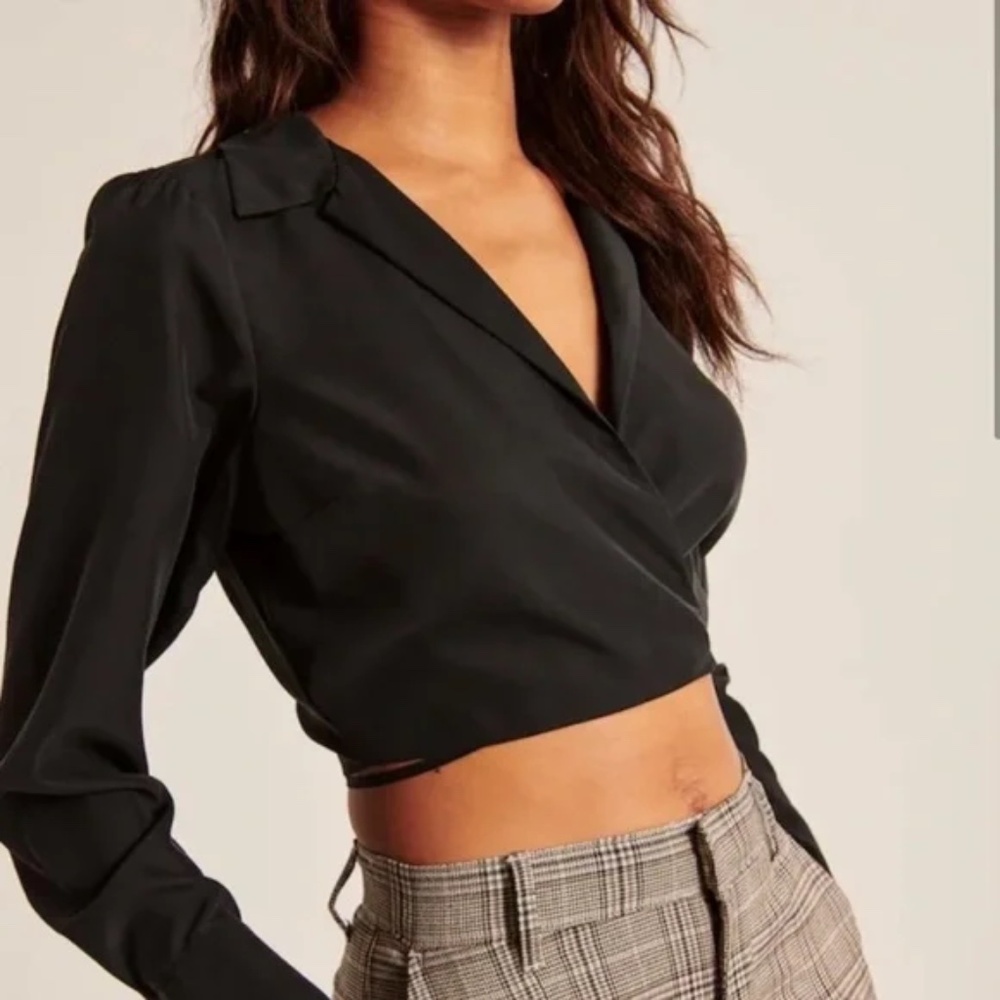 Abercrombie & Fitch Long-Sleeve Cropped Wrap Top